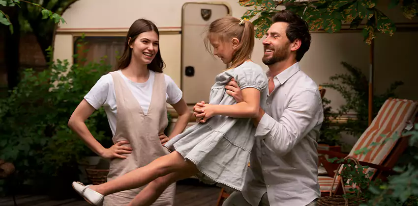 Bee Extermination for Children and Pets Kennesaw, GA